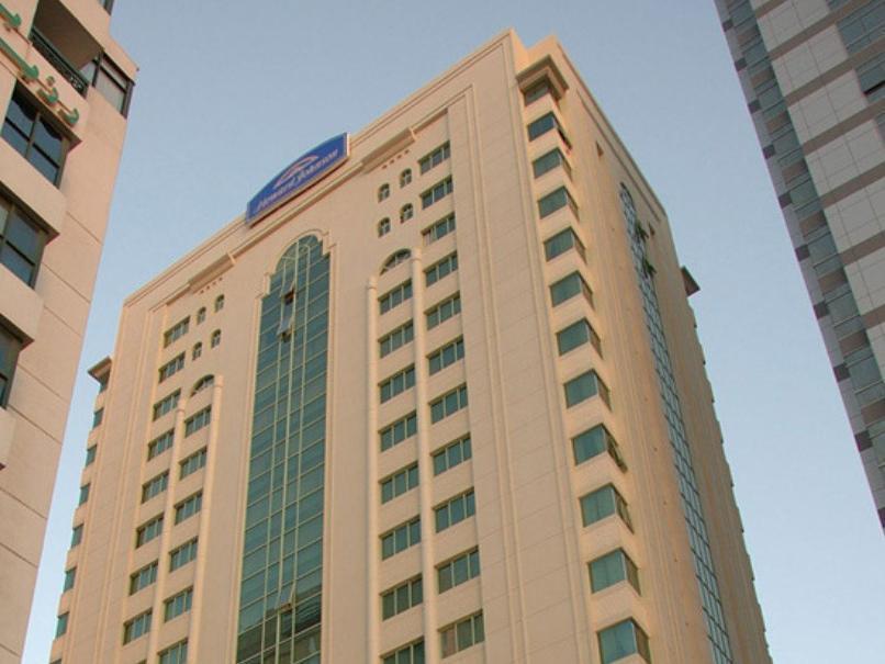 Howard Johnson By Wyndham Abu Dhabi Downtown Kültér fotó